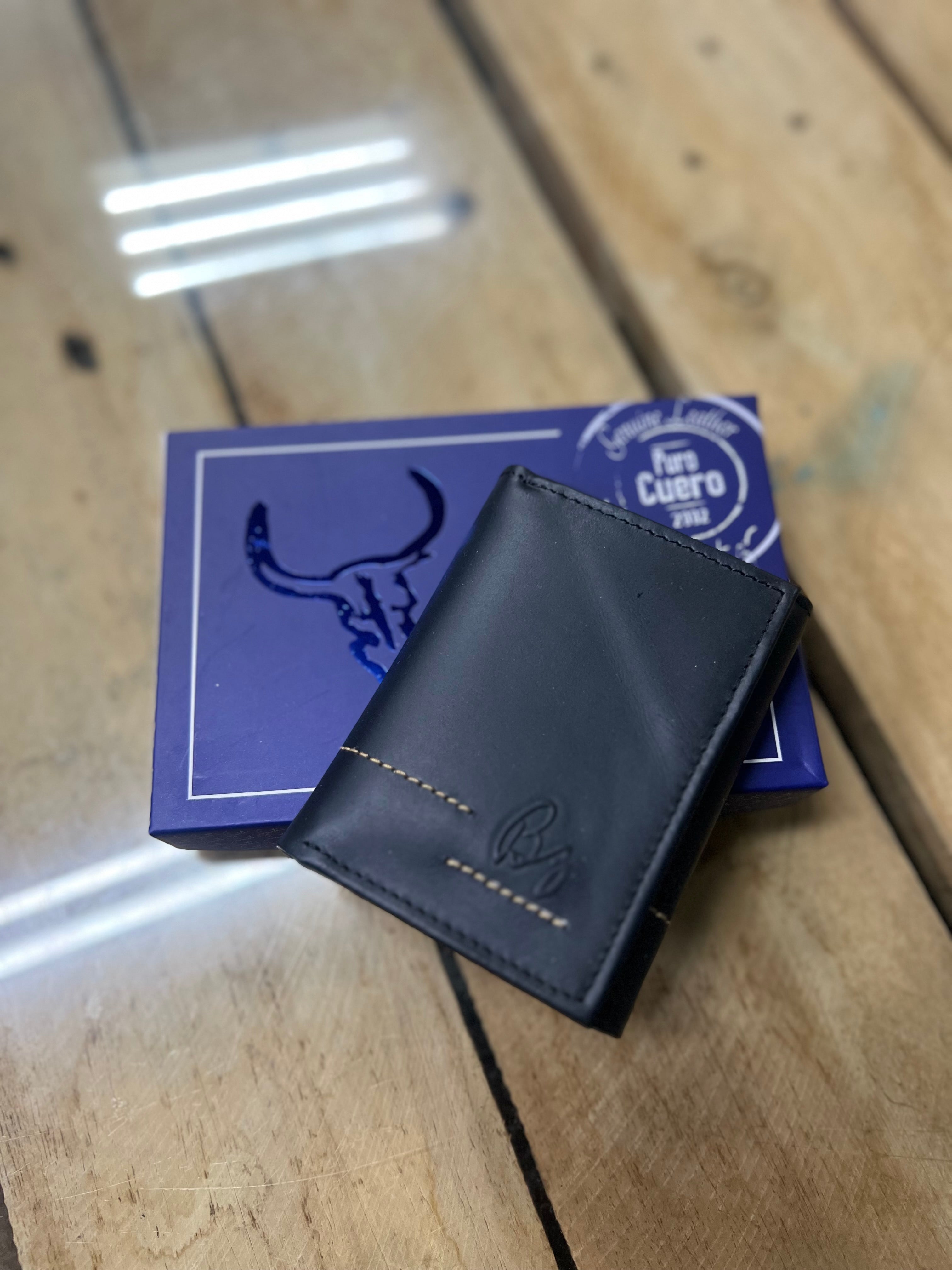 Billetera Puro Cuero