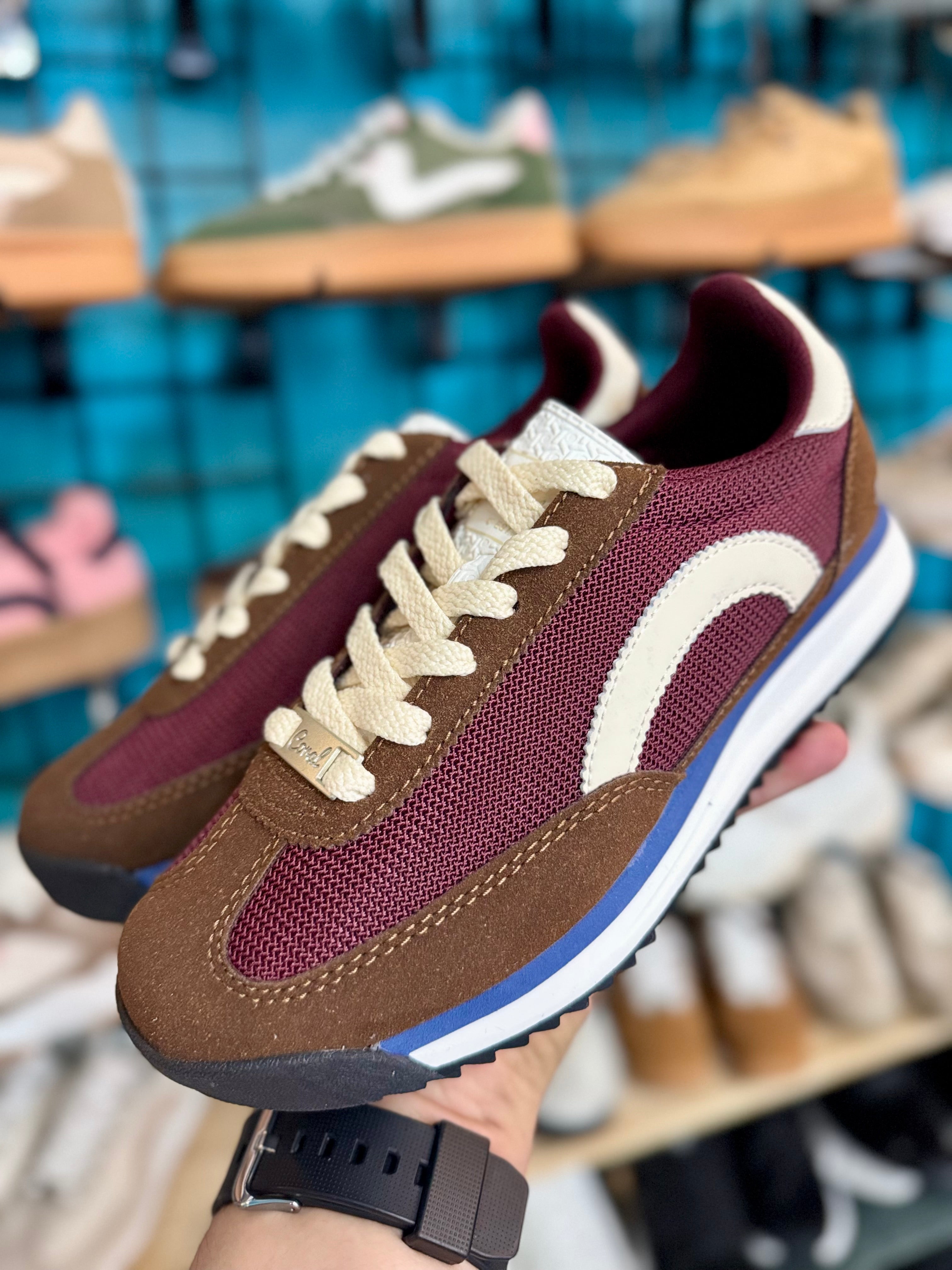 Tenis Coral TABBY Wine