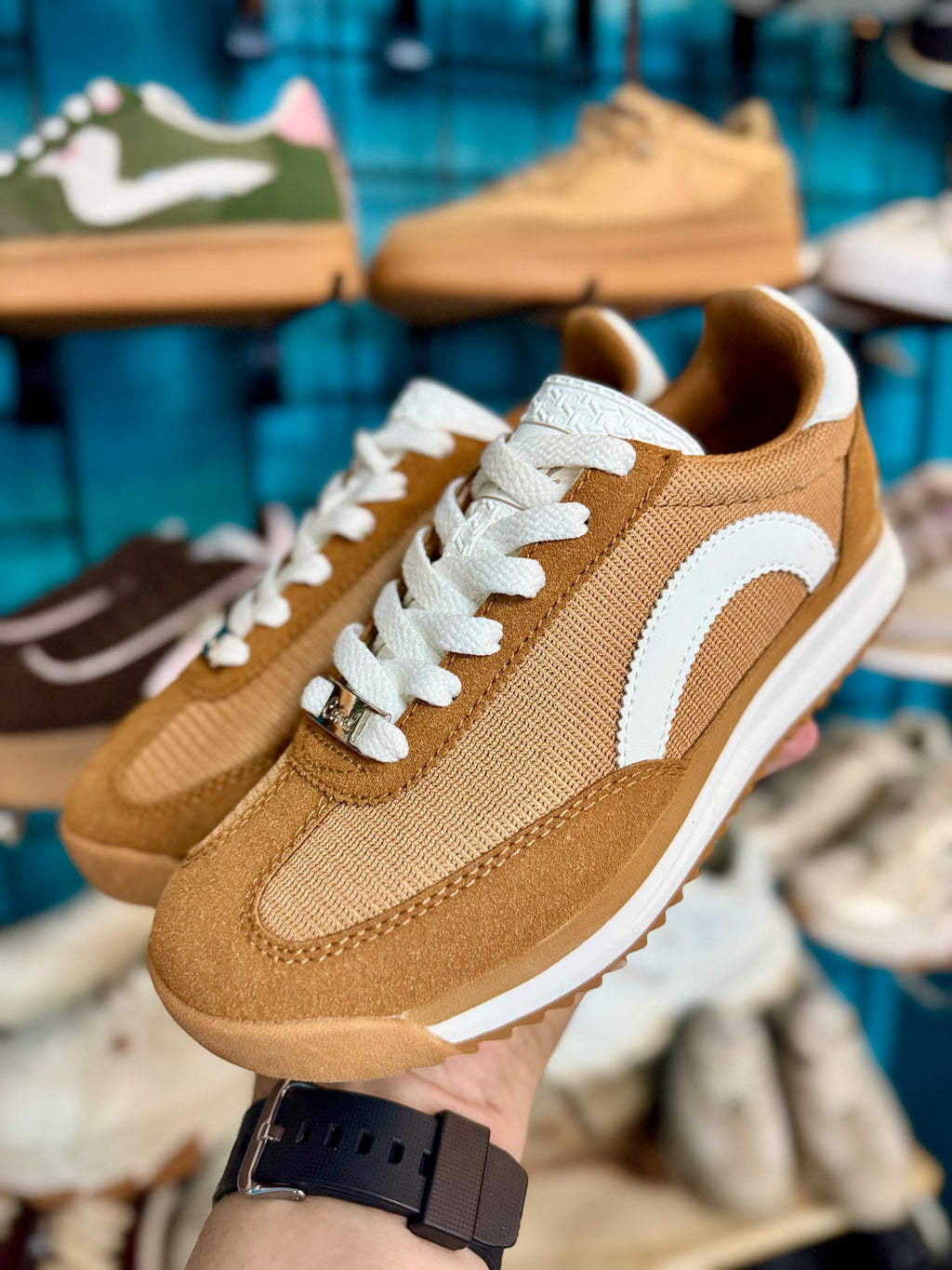 Tenis Coral TABBY Tan