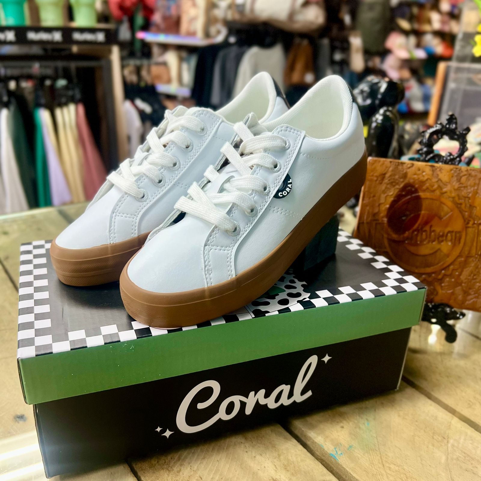Tenis Coral