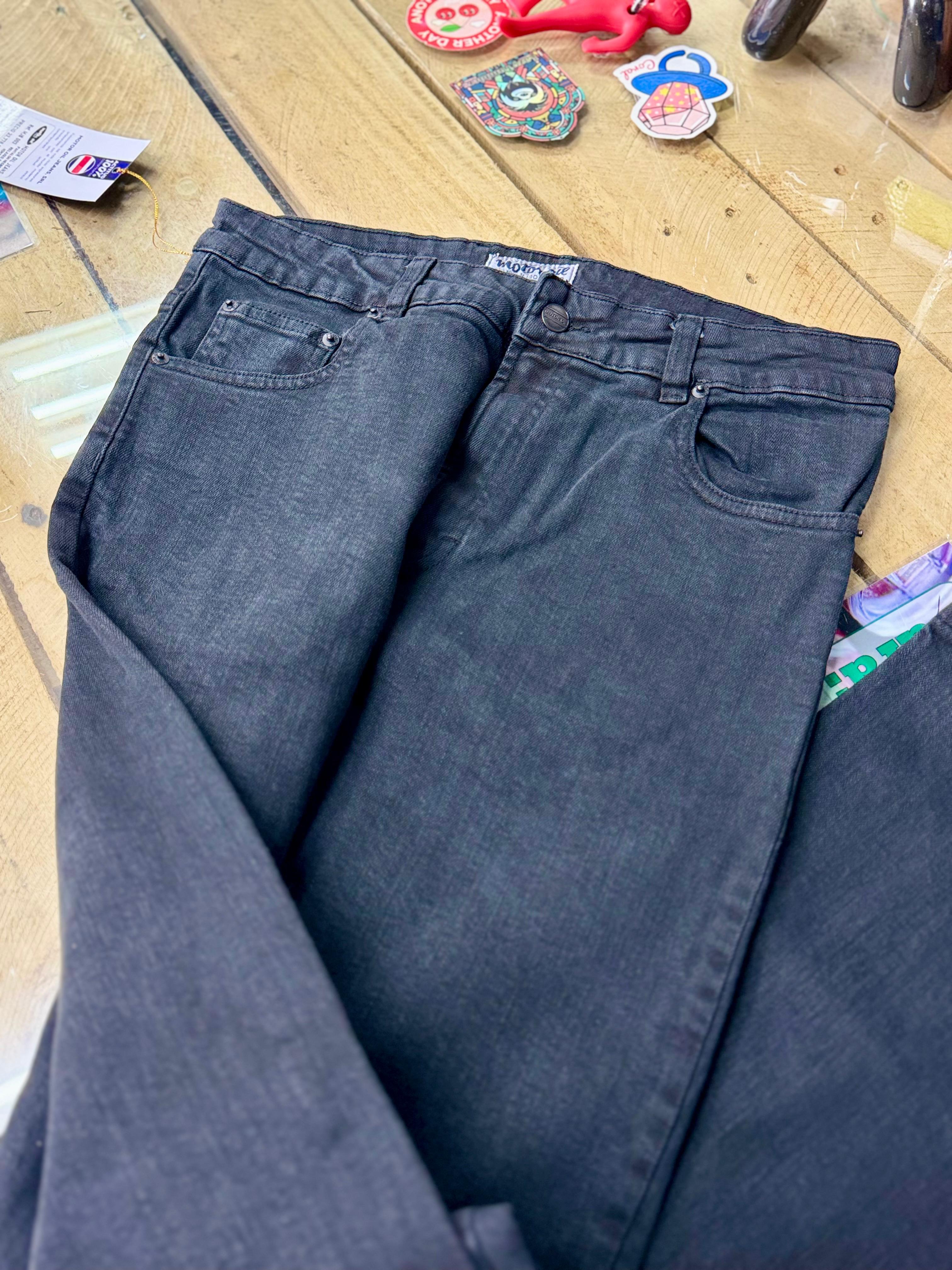 Pantalón Mezclilla Motor Oil Negro